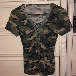 Camo tie up T-shirt